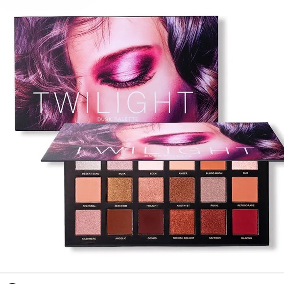 TWILIGHT PALETTE- Professional 18 Pigmented Eyeshadow Palette - Picture 2 of 4